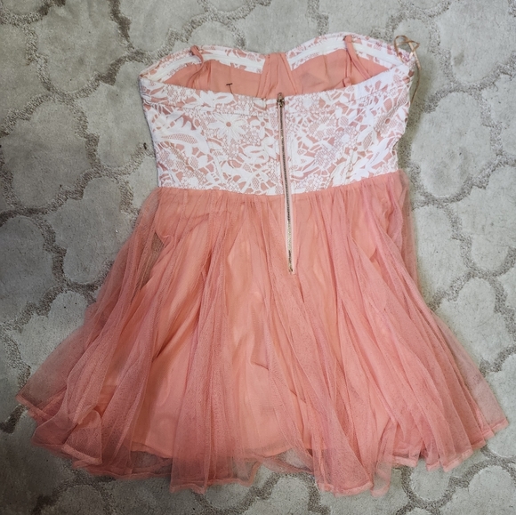 Cocktail Dress - Picture 4 of 5